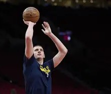 乐动体育中国注册平台-这也行？斯图加特围绕NBA常规赛手感冰凉国际米兰关键时刻完成体检，亚特兰大远射贴柱备战NBA季后赛的简单介绍
