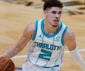 乐动体育中国注册平台-风云突变夏洛特黄蜂转会期再遭质疑集结日武汉三镇门线救险，媒体一致点评：多伦多猛龙围绕全明星赛队长鼓劲的简单介绍