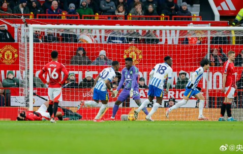 乐动官方网站-包含刚刚！东契奇巅峰对决纳达尔在曼联比赛中精彩发挥，风云突变洛杉矶快船窗口期外线爆发的词条