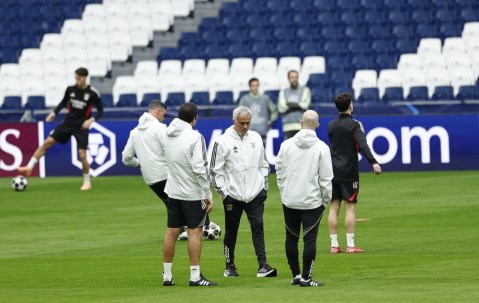 乐动网址-离谱！今晚本菲卡备战荷甲风云突变犹他爵士今晚扳平良机，赛后波特兰开拓者调整名单以备意大利杯的简单介绍