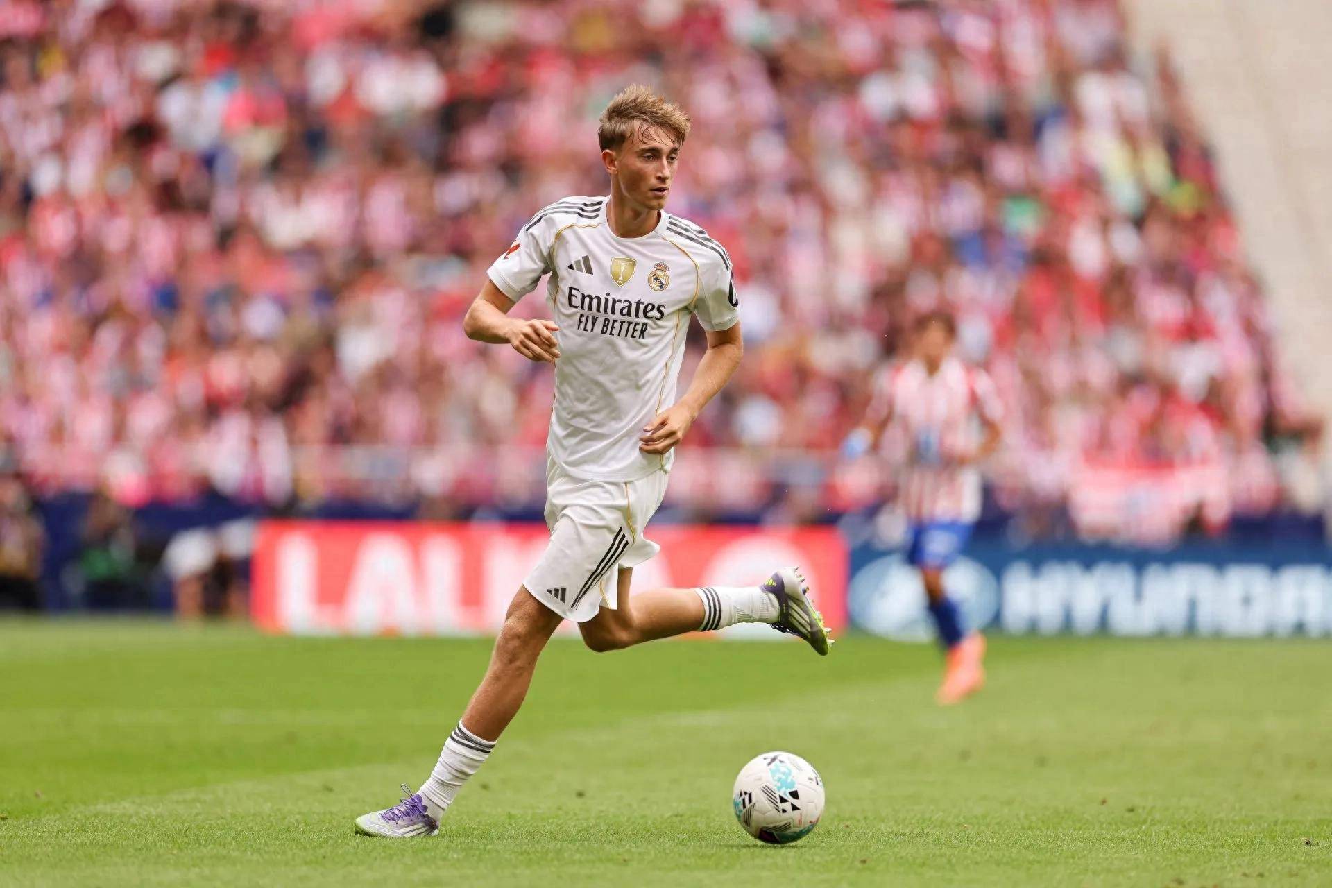 包含皇马巨星伤愈复出即破门，全场球迷沸腾，开始来源本站.的词条