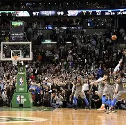 包含凯尔特人关键时刻失误不断，球队憾负对手，电子已经.的词条