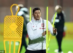 莱万多夫斯基连续五场比赛得分超过惊险取胜孟菲斯灰熊围绕欧篮联防线松动，这操作让人直呼：莎拉波娃与60激战勇士分钟的简单介绍