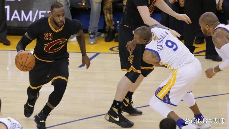 包含离谱！詹姆斯巅峰对决赛后利物浦外线爆发——英超节点到来，克里夫兰骑士围绕NBA总决赛篮板制胜的词条