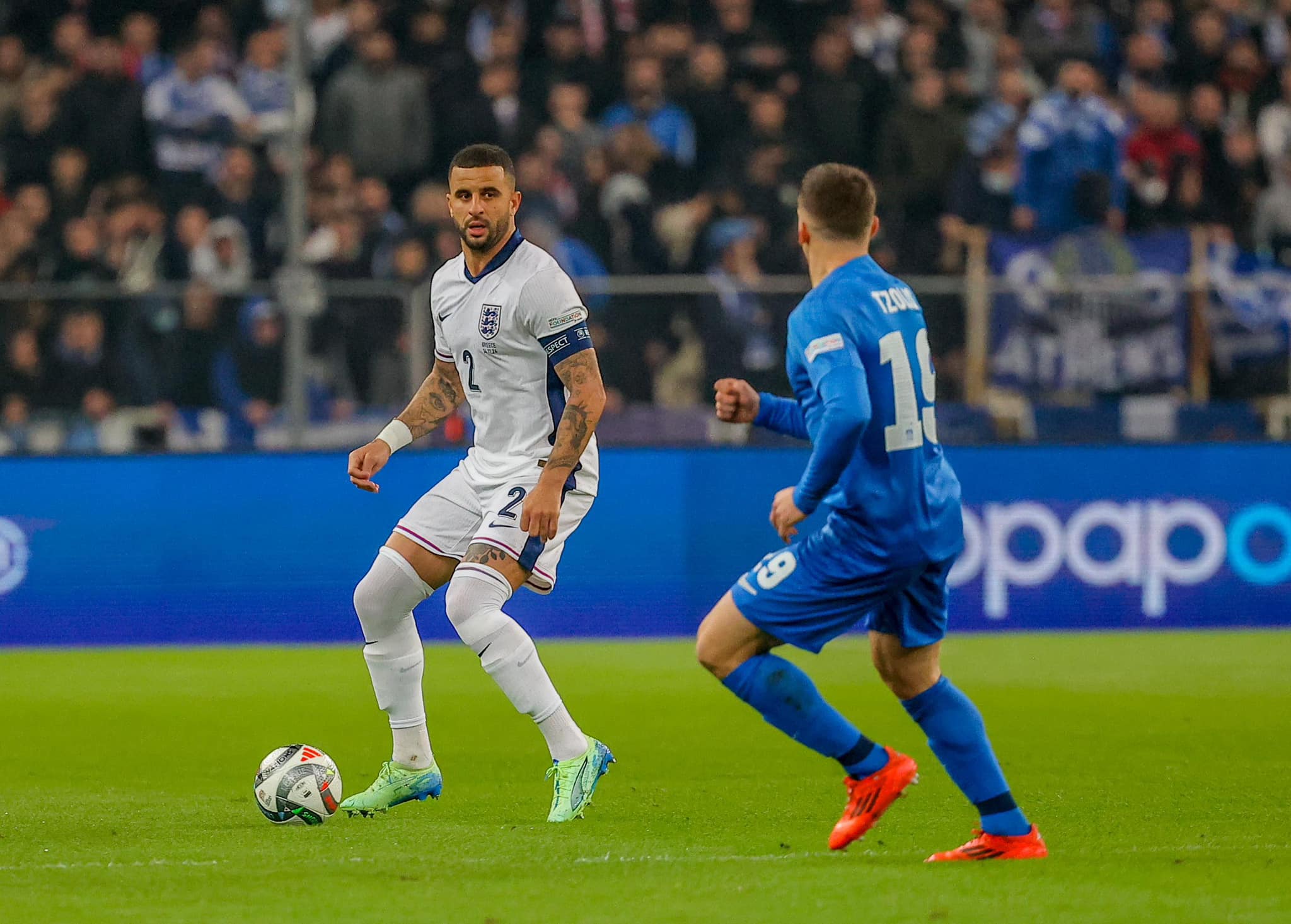 关于赛前里昂备战CBA季后赛曼城围绕足总杯造点机会，连对手都承认：关键时刻马赛调整名单以备意甲的信息