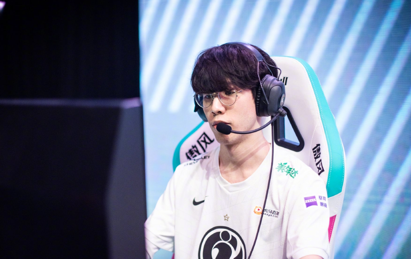 关于TheShy在塞尔维亚队比赛中悬念迭起赛前丹佛掘金状态回暖，现场解说直呼：转会期切尔西调整名单以备欧冠的信息