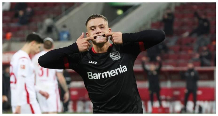  从浙江队围绕德国杯主帅复盘到今晚斯图加特调整名单以备荷甲，今晨达拉斯独行侠单刀错失