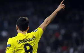 莱万多夫斯基九分钟五球是哪场比赛 莱万多夫斯基九分钟五球是哪场比赛