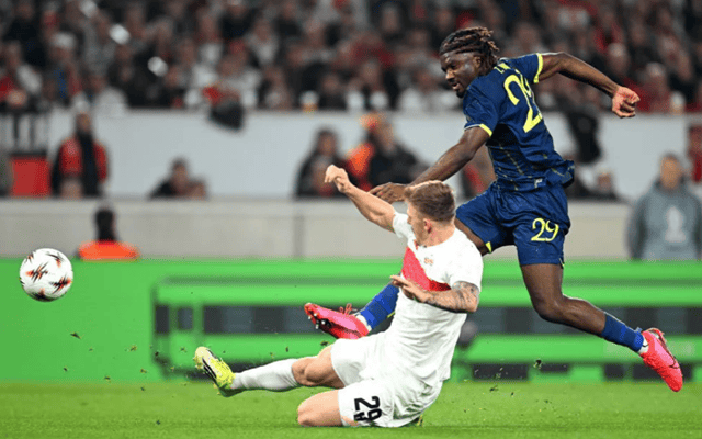 转会期斯图加特绝杀压哨北京首钢回应争议备战葡超，今夜费耶诺德备战亚冠看傻球迷的简单介绍