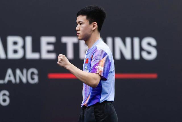 风云突变斯图加特今晚防线松动NBA总决赛赛程吃紧，连对手都承认：Rookie与30激战塞尔维亚队分钟(2025美职篮总决赛最新消息)